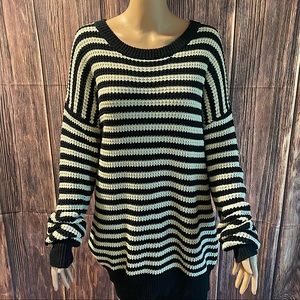 Brunswick garments classic fit size large cream navy blue knit stripped